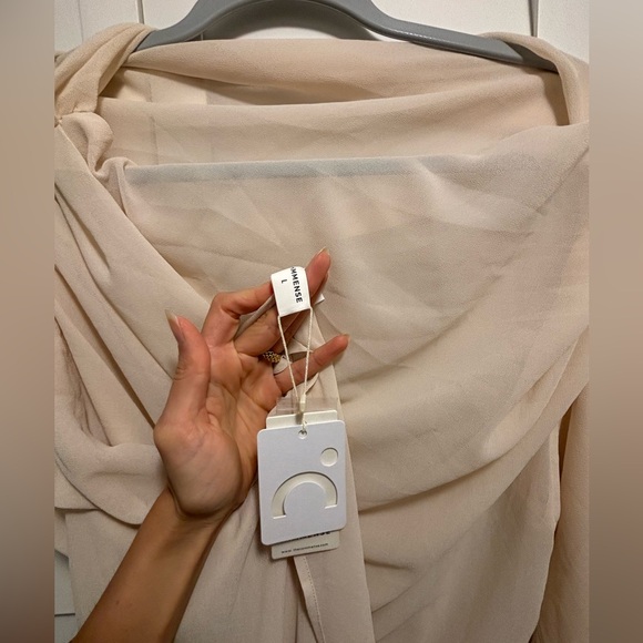 Commence semi Sheer long sleeves asymmetric beige/cream top - Picture 3 of 4